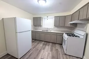 11137 S Emerald Ave, Chicago, IL 60628 - Photo 5