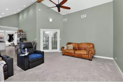 [Address not provided], Downers Grove, IL 60516 - Photo 3