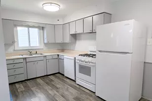 14828 S San Francisco Ave, Posen, IL 60469 - Photo 7