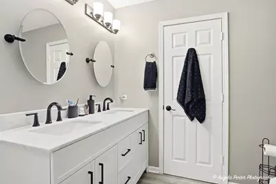 2366 Scott Court, Round Lake Beach, IL 60073 - Photo 17