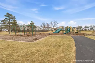 2366 Scott Ct, Round Lake Beach, IL 60073 - Photo 25