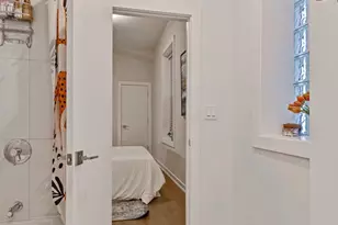 2637 W Crystal St, Chicago, IL 60622 - Photo 17