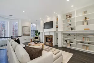 37 E Elm St, Chicago, IL 60611 - Photo 15