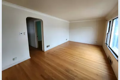 9614 S Maplewood Avenue, Evergreen Park, IL 60805 - Photo 3