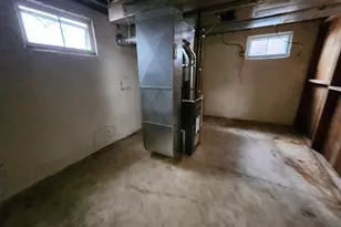 9614 S Maplewood Ave, Evergreen Park, IL 60805 - Photo 9