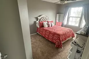 2009 Ashbrook Ct, Plainfield, IL 60586 - Photo 9