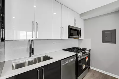 [Address not provided], Chicago, IL 60613 - Photo 3