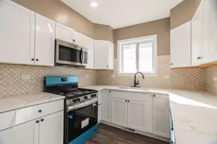 1924 S 17th Ave, Maywood, IL 60153 - Photo 9