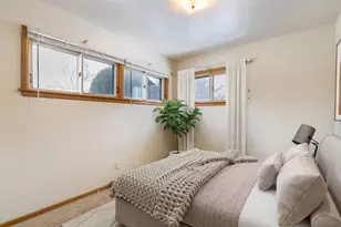 302 W 13th St, Chicago Heights, IL 60411 - Photo 11