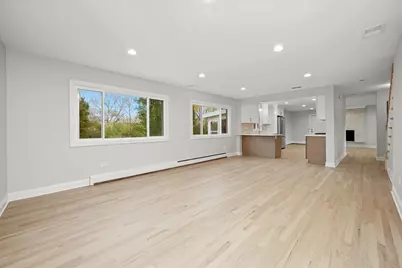 7925 William Drive, Willowbrook, IL 60527 - Photo 7