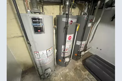 4014 W Cornelia Avenue, Chicago, IL 60641 - Photo 15