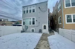 4014 W Cornelia Ave, Chicago, IL 60641 - Photo 21