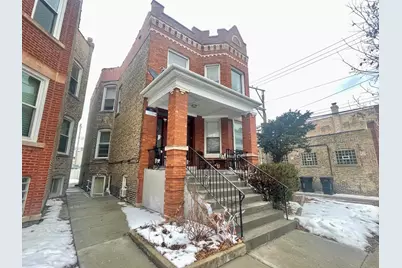 4014 W Cornelia Avenue, Chicago, IL 60641 - Photo 1