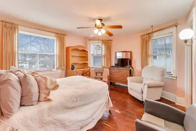 212 E Elm Avenue, La Grange, IL 60525 - Photo 15