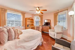 [Address not provided], La Grange, IL 60525 - Photo 15