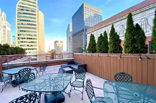 208 W Washington St, Chicago, IL 60606 - Photo 17