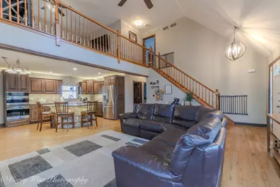 411 Meadow Lane, Hinckley, IL 60520 - Photo 7