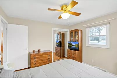 187 Alfred Drive, Sycamore, IL 60178 - Photo 13