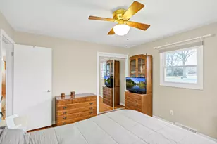 187 Alfred Dr, Sycamore, IL 60178 - Photo 13