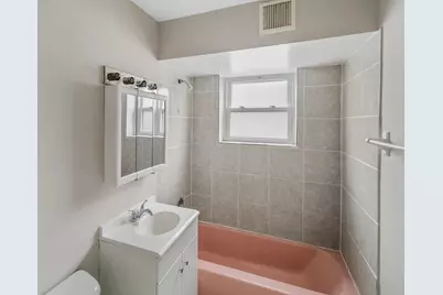 805 N 22nd Avenue #5, Melrose Park, IL 60160 - Photo 9