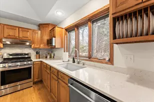 811 Sunset Dr, Mahomet, IL 61853 - Photo 17