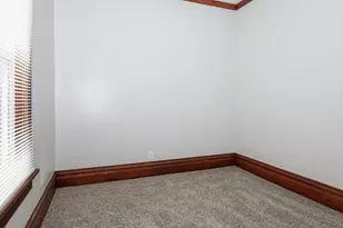 907 E Madison St, Pontiac, IL 61764 - Photo 19