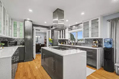 2076 Valley Lo Lane, Glenview, IL 60025 - Photo 15