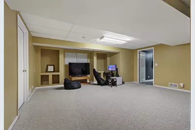 1203 Devon Drive, Antioch, IL 60002 - Photo 15