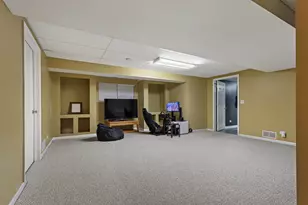 1203 Devon Dr, Antioch, IL 60002 - Photo 15