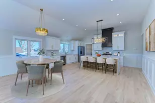 6515 W 82nd St, Burbank, IL 60459 - Photo 11