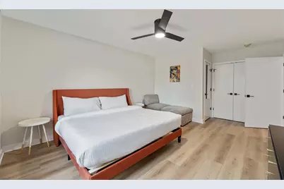 7109 N Western Avenue #2N, Chicago, IL 60645 - Photo 13