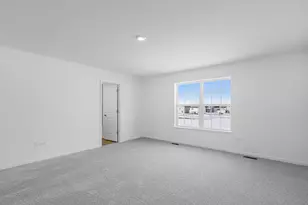 377 Danforth Dr, Oswego, IL 60543 - Photo 5