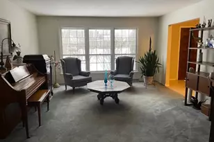 713 Dawes St, Libertyville, IL 60048 - Photo 5