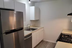 21W581 North Ave, Lombard, IL 60148 - Photo 11