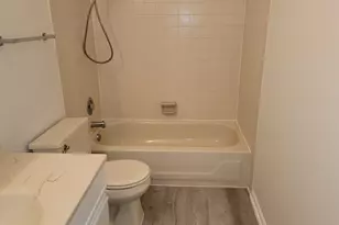 21W581 North Ave, Lombard, IL 60148 - Photo 15