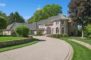 33 Ketterling Ct, North Barrington, IL 60010 - Photo 1