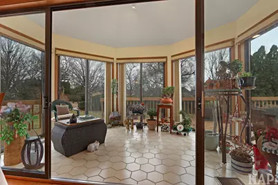 1221 Golf View Drive, Woodridge, IL 60517 - Photo 9