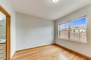 2032 W Division St, Chicago, IL 60622 - Photo 9