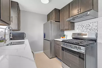 403 Arrowhead Trail, Carol Stream, IL 60188 - Photo 3