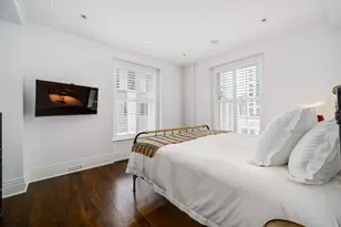 159 E Walton Pl, Chicago, IL 60611 - Photo 13