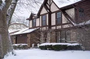 3810 Russett Ln, Northbrook, IL 60062 - Photo 49