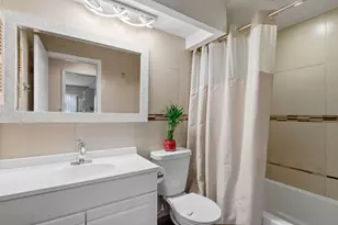 263 S Clubhouse Dr, Palatine, IL 60067 - Photo 9