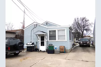 831 Douglas Street, Morris, IL 60450 - Photo 13