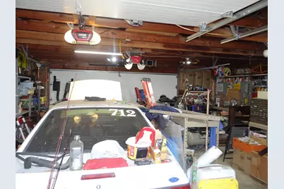 831 Douglas Street, Morris, IL 60450 - Photo 13