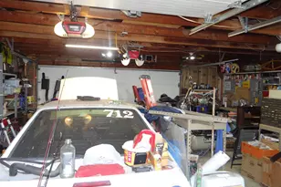 831 Douglas St, Morris, IL 60450 - Photo 13