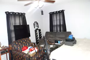 831 Douglas St, Morris, IL 60450 - Photo 7