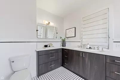 2537 N Bernard Street, Chicago, IL 60647 - Photo 17