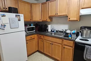 555 W Cornelia Ave, Chicago, IL 60657 - Photo 7