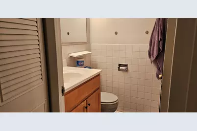 555 W Cornelia Avenue #2003, Chicago, IL 60657 - Photo 9