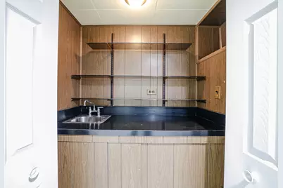 7501 East Prairie Road, Skokie, IL 60076 - Photo 25